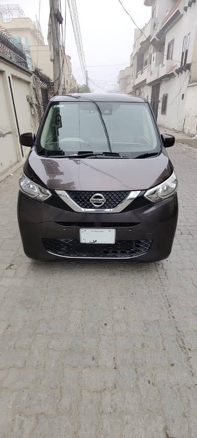 Nissan Dayz 2020/24 full option total ganiune