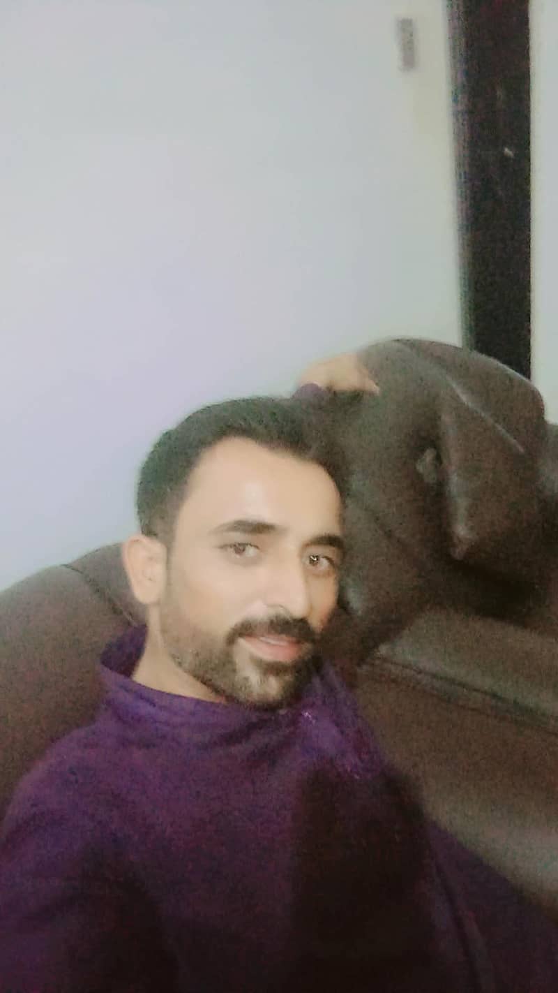 مجھے کک کا کام چاہیے  پراٹھا یا تندوری روٹی 2