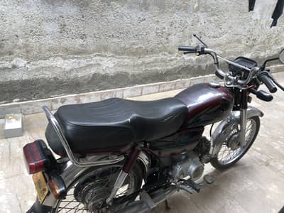 2022 model red colour