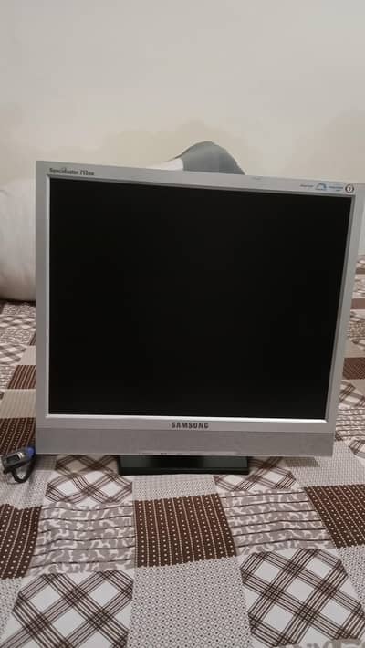 FOR Sale - Computer System with Accessories