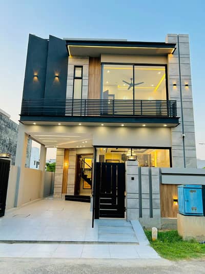 3 Years Installment Plan Luxury 10 Marla Brand New House In Park View City Lahore