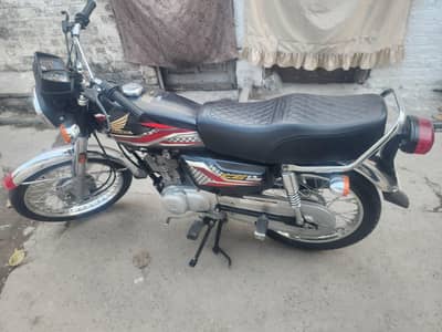 Honda CG125 2024