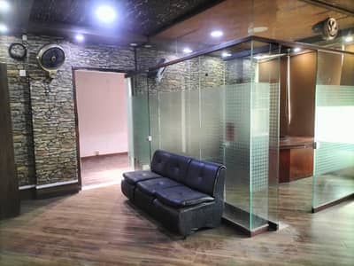 Furnished Office 700 Square Feet Gulberg