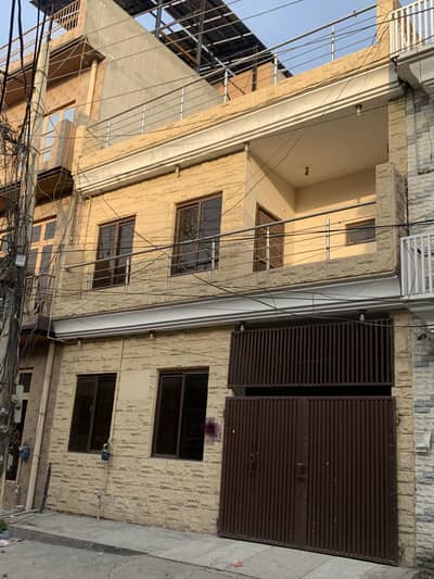 5 Marla House For Sale In Johar Town Block A1 Near To Market