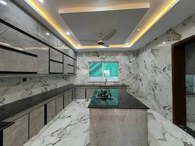 22 marla 9 bed 3 unit 3 story sapanish brand new house for sale furnt pe 2 gate dha phase 2 islamabad