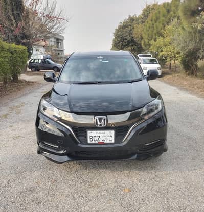 Honda Vezel Hybrid RS 1.5 Honda Sensing Model 2016 Import 2022