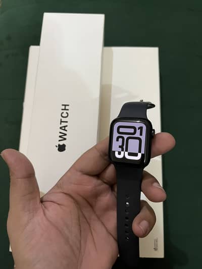 Apple Watch SE 2nd Gen LTE + GPS