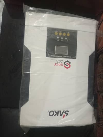 Sako 5.5kw hybrid solar inverter (0304/49/39/900)