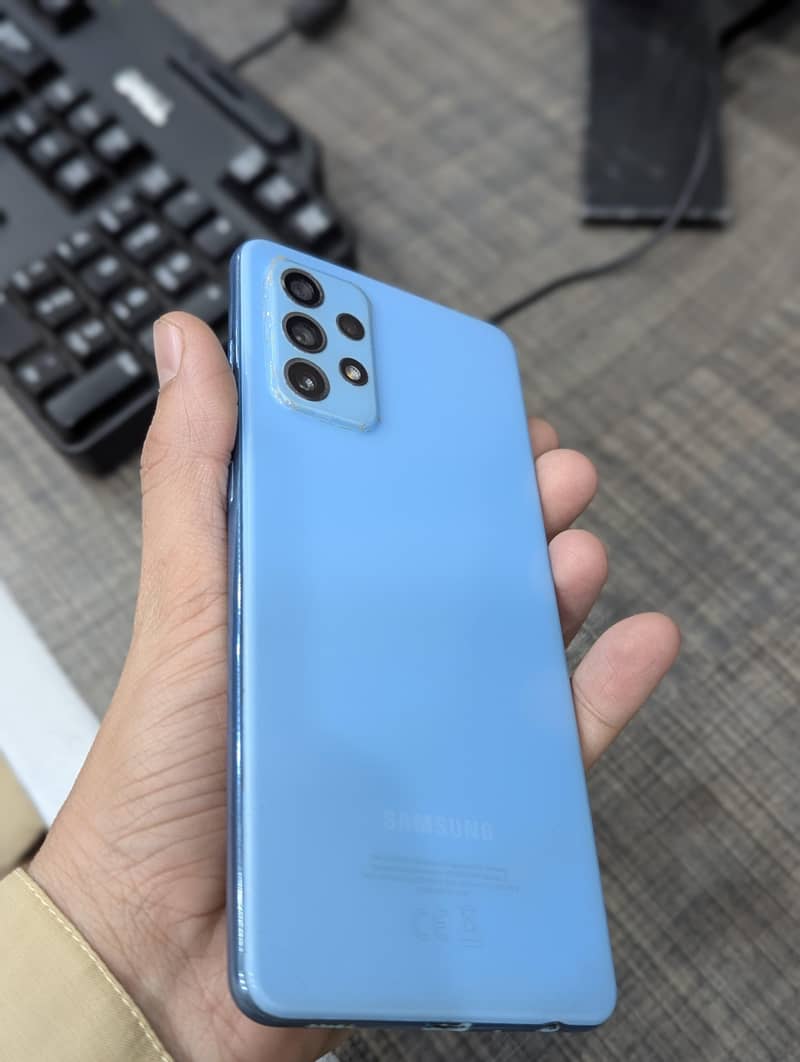 Samsung A72 0