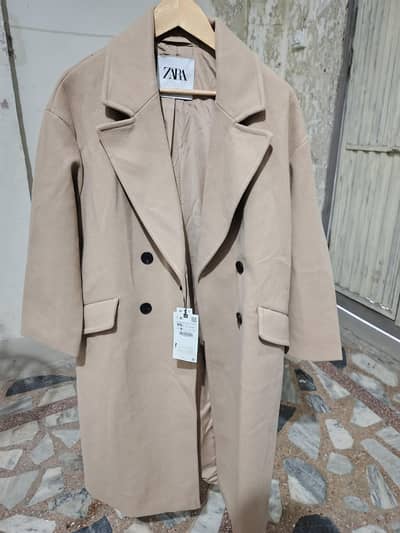ZARA BRAND-NEW COAT