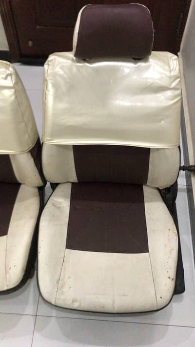 Sofa seat and car seat