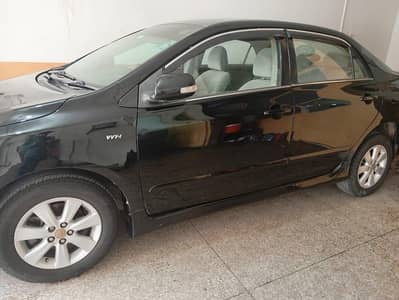 Toyota Corolla altis 1.8 total original car