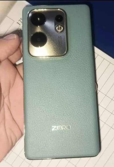 Infinix zero 30 8+8/256