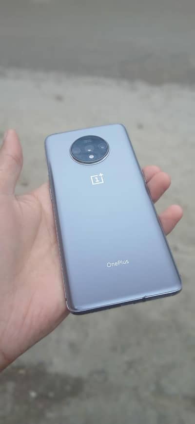One plus 7t 8 256gb