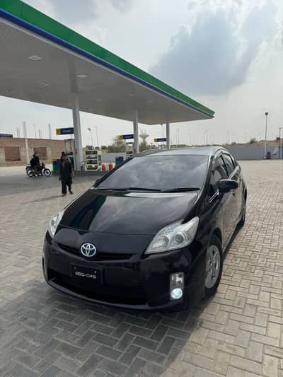 Toyota prius new battery 4 years waranty, abs installed