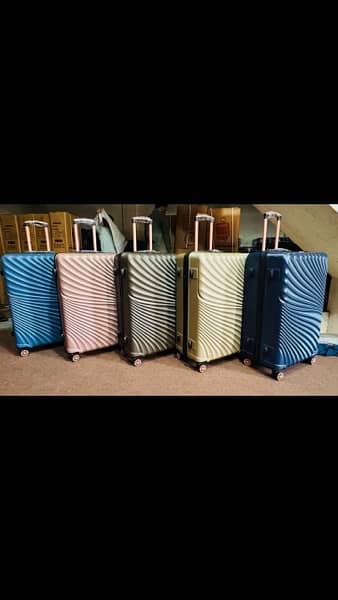 Suitcase|Travelling Bags|Luggage|Attachi Case