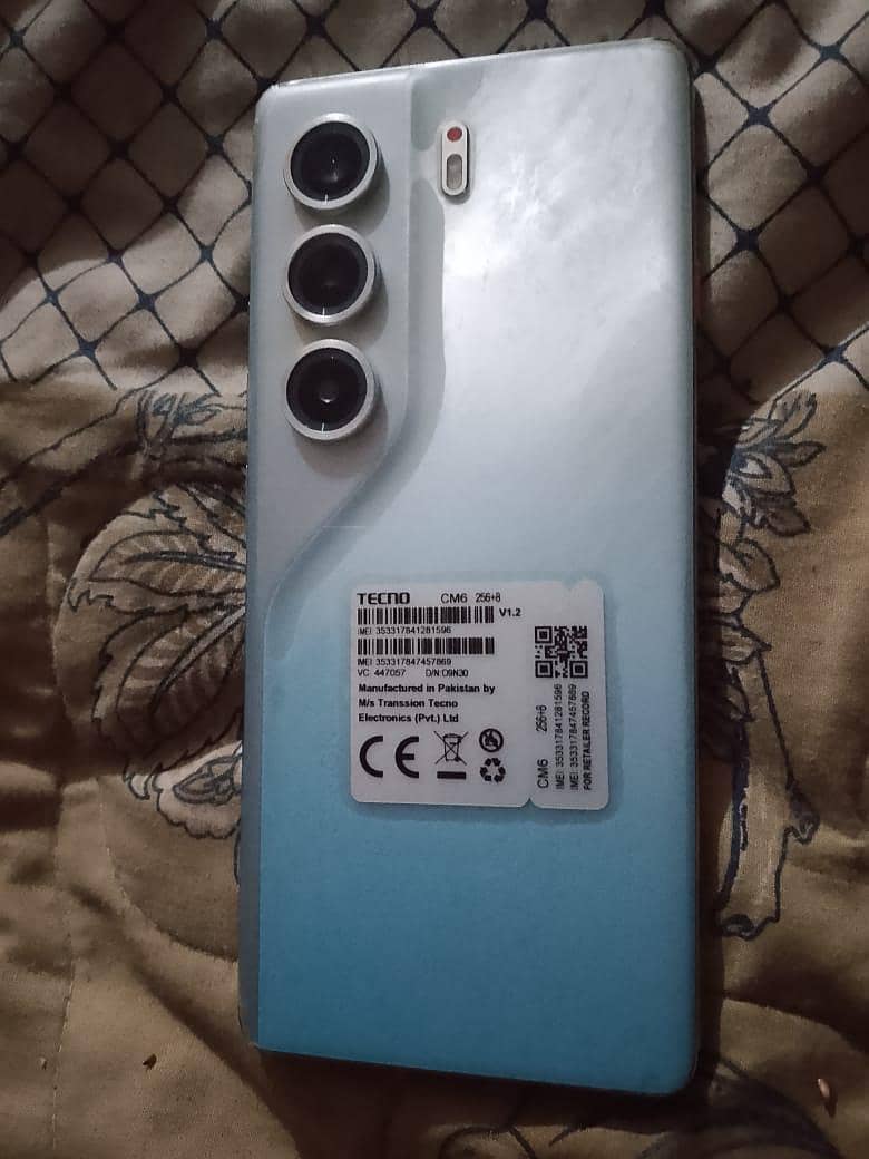 Tecno camon 40 pro 256 gb  Pta  Approved 1
