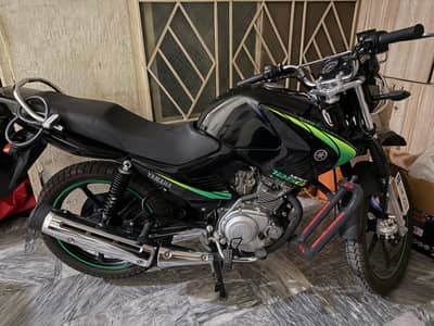 Yamaha YBR 125G 2025