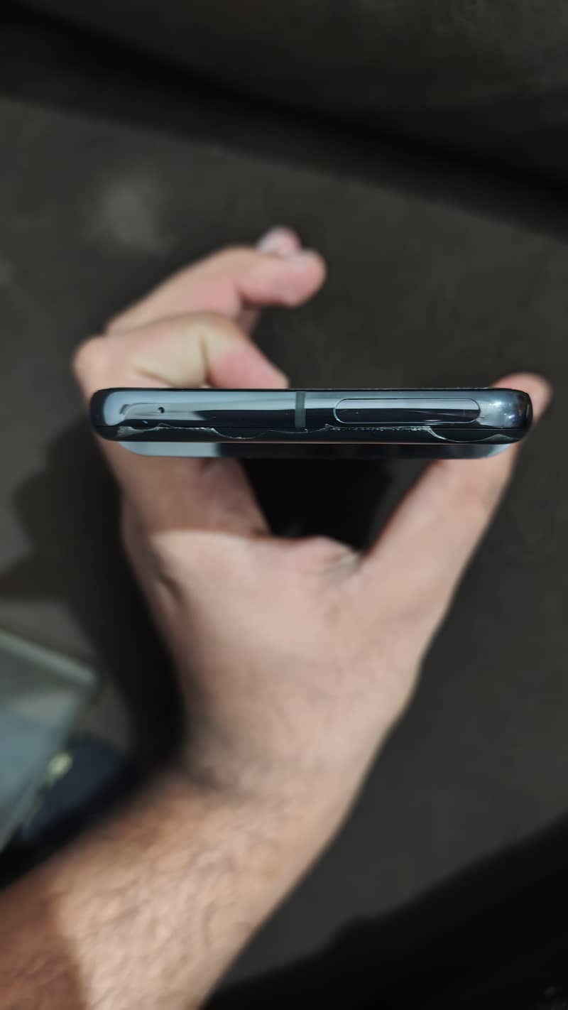 Google pixel 8 pro 1