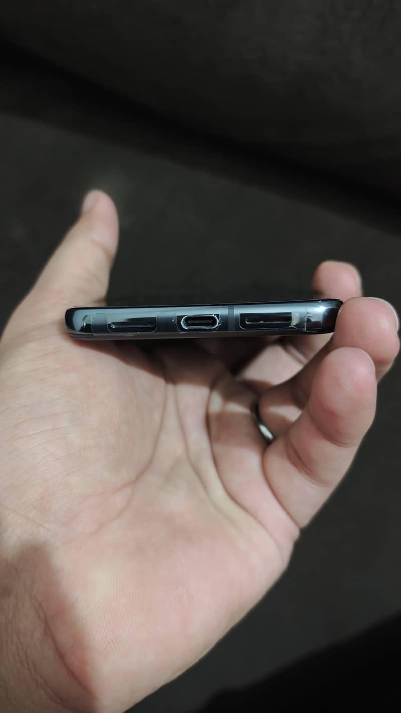 Google pixel 8 pro 2