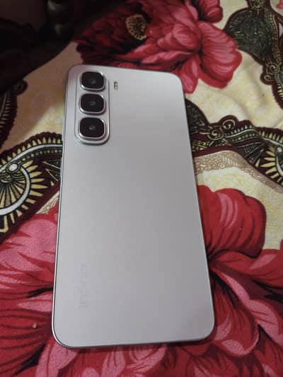 Infinix hot 60i 9 month warranty 6/128gb
