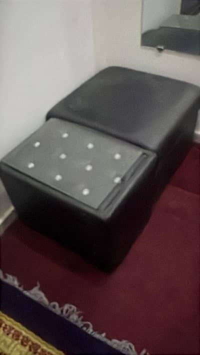 Sofa seat with table