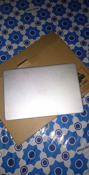 Laptop Inspiron core i5 processor 1.8 total original condition