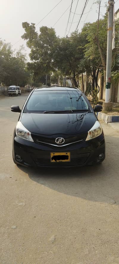 Vitz 2012 reg 2014 original 91000 km drive Own powerful engine