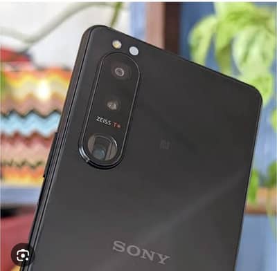 Sony axpira   0,3,3,3,9,3,1,0,0,0,3,8