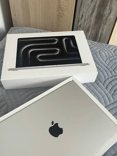 Apple MacBook Pro M2 | Fast Performance | Original