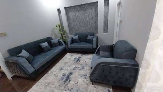 New buy kiye hwy 10 din ho gaiye room chota hony ki waja se sale kr r