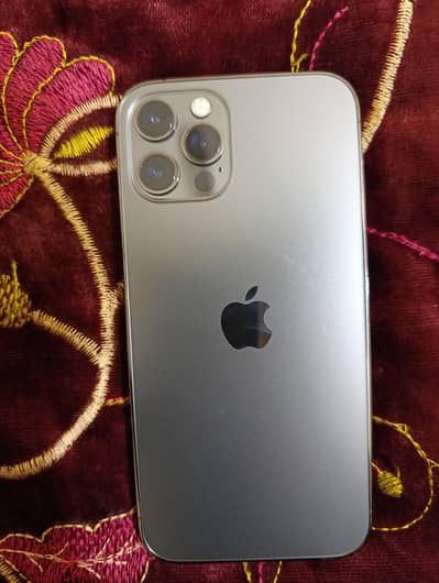 iPhone 12 Pro  (Lush condition)