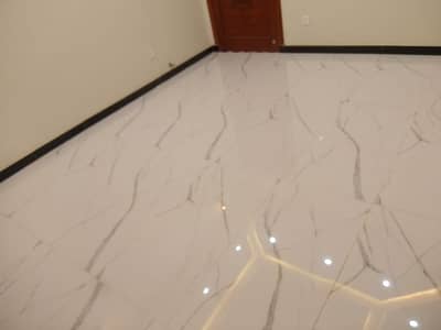 10 MARLA BARND NEW SACEND FLOOR FOR RENT IN JUBIEEL TOWN