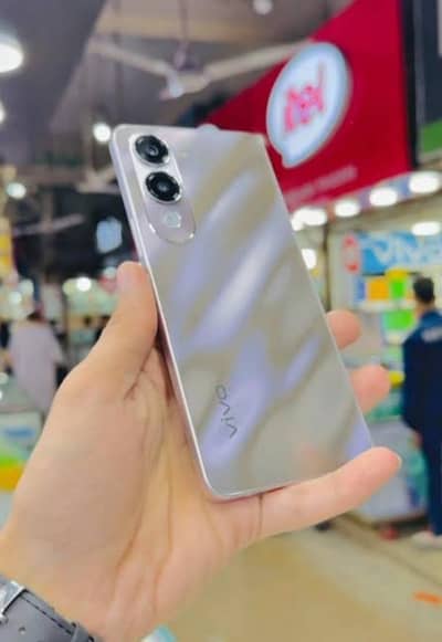 vivo y04 open box no used 12 month wrienty just open box urgent sale