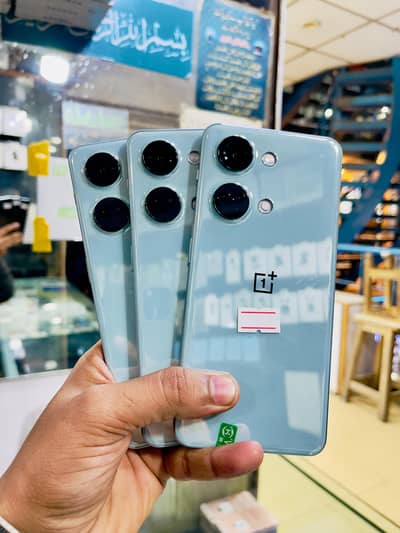 One plus Ace 2V 12GB/256GB Memory