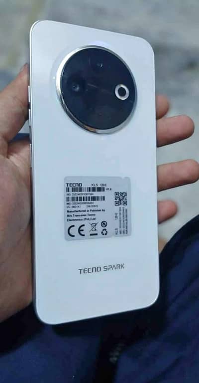 Tecno spark 30c with box