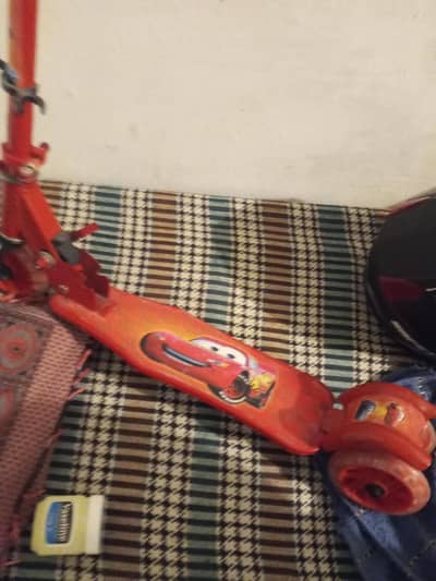 Portable foldable durable scooty