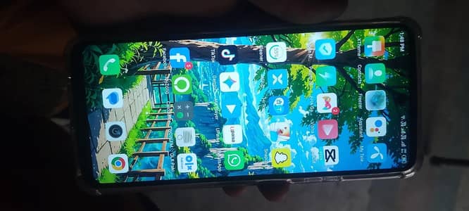 Infinix note 10 pro  ruaf condition back camera me dust h chalne me