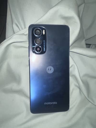 Motrola edge 30 8/256