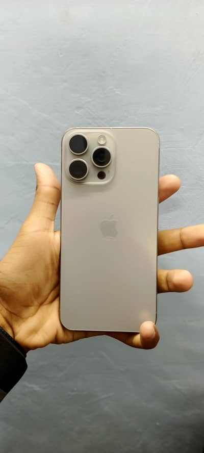 Iphone 15 pro Max JV 10/10 Condition with Box