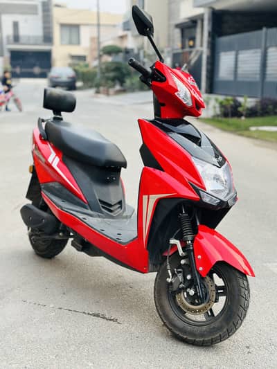 Electric Scooty Roadking R99 Pro