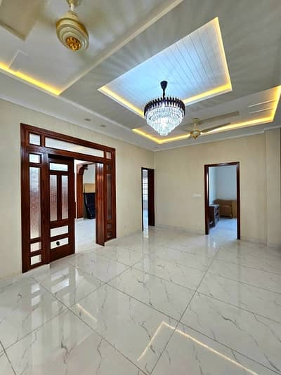 7 Marla Tile Flooring Upper Portion With Servant Quarter G-13/2