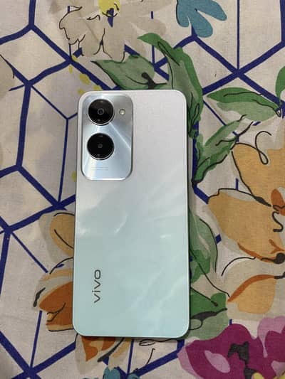 phone storage 128GB RAM 4+4 GB