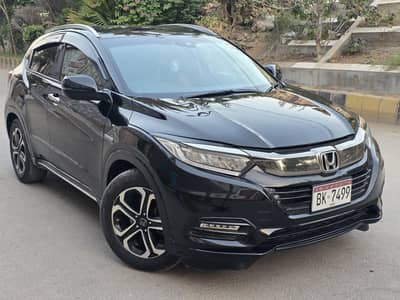 HONDA VEZEL Z  PAKGE MODEL 2018 REG 2022 FULL ORIGNAL