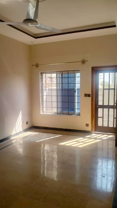 7 Marla Ground Portion For Rent In G16/4 Islamabad