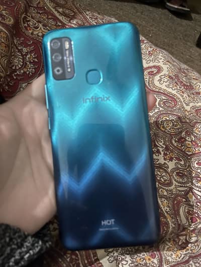 Infinix hot 9 play 4/64