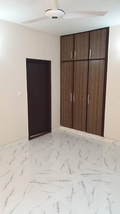 In Askari 4 2600 Square Feet Flat For sale
