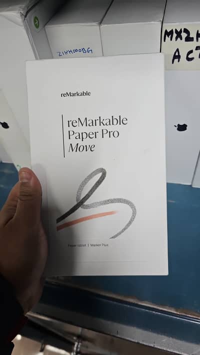reMarkable Paper PRO move / 7.3" / With Marker PLUS & Cover Avail