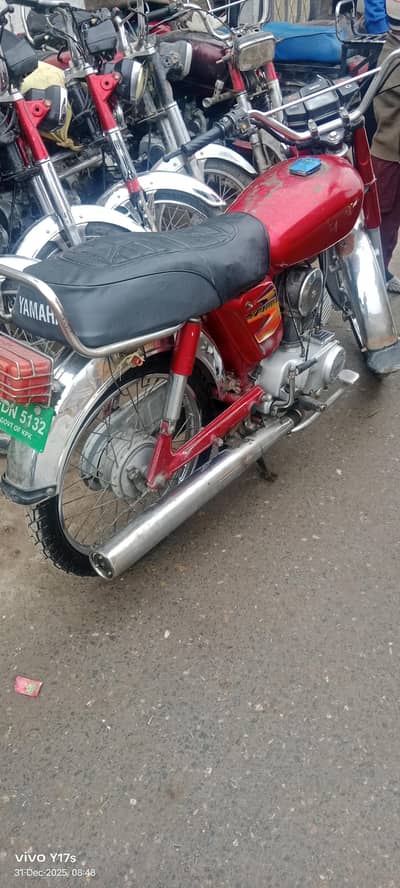 Yamaha Yb 100