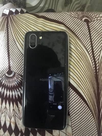 aquos r2 non pta 64gb upr sa pannal misiing krtaa ha jaha pr mark kya